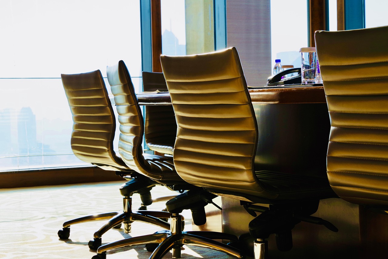 Client and advisor meeting in an office